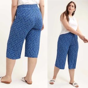 Every story Capri pants